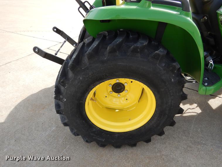 image for item DK9830 2017 John Deere 3025E MFWD tractor