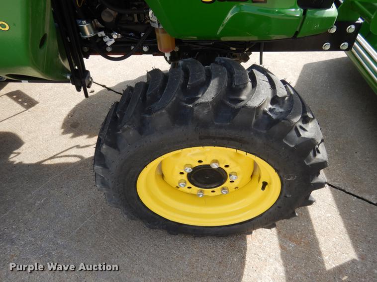 image for item DK9830 2017 John Deere 3025E MFWD tractor