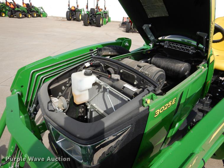 image for item DK9831 2018 John Deere 3025E MFWD tractor