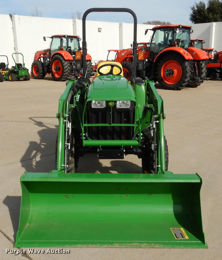 image for item DK9832 2017 John Deere 3025E MFWD tractor
