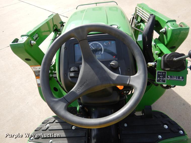 image for item DK9832 2017 John Deere 3025E MFWD tractor
