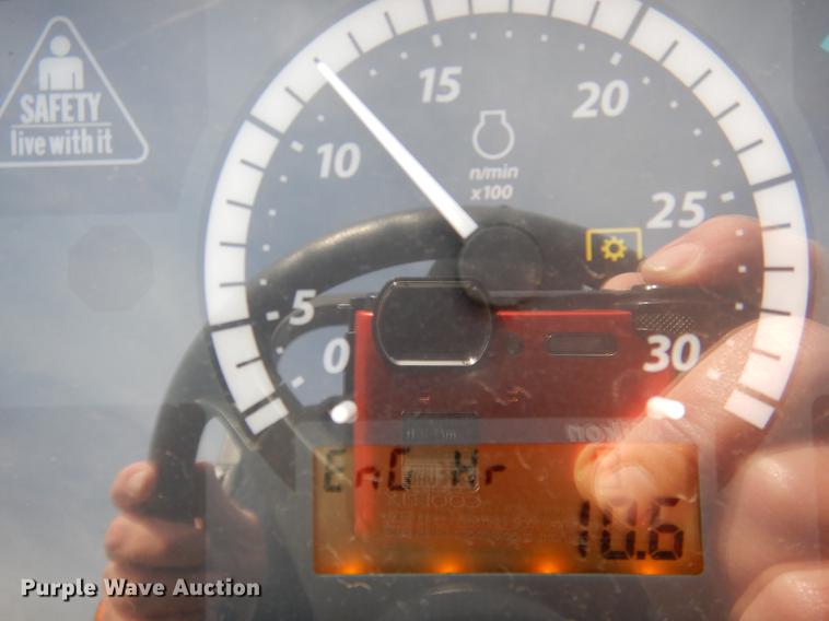 image for item DK9832 2017 John Deere 3025E MFWD tractor