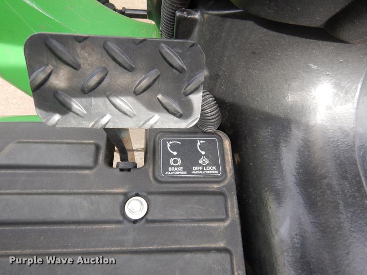 image for item DK9832 2017 John Deere 3025E MFWD tractor