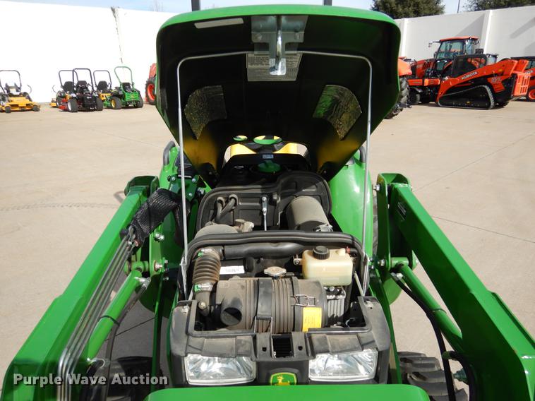 image for item DK9832 2017 John Deere 3025E MFWD tractor