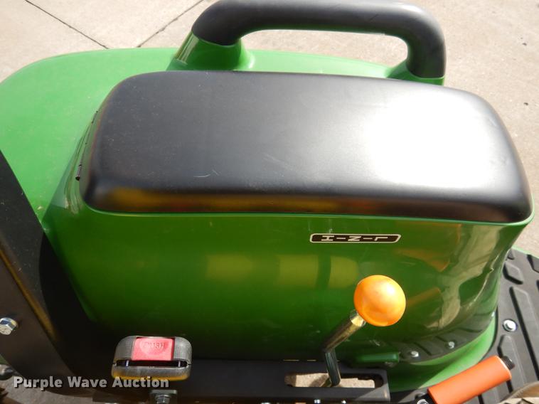 image for item DK9833 2017 John Deere 3025E MFWD tractor