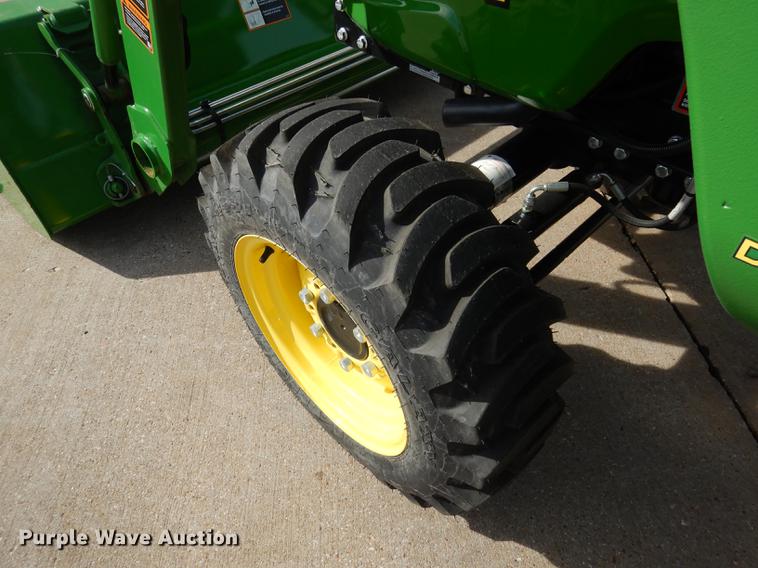 image for item DK9833 2017 John Deere 3025E MFWD tractor