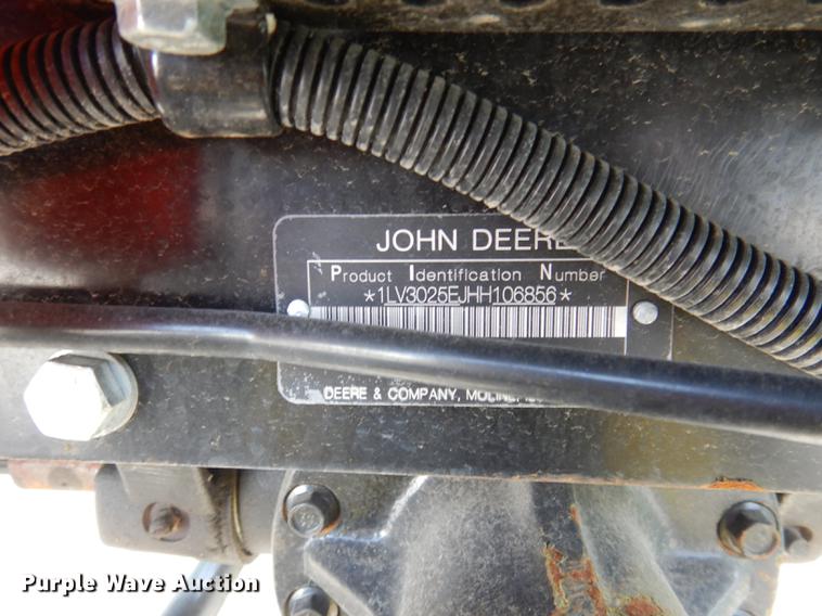image for item DK9833 2017 John Deere 3025E MFWD tractor