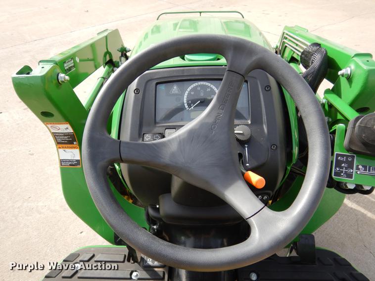 image for item DK9834 2017 John Deere 3025E MFWD tractor