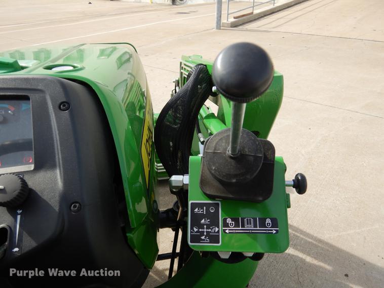 image for item DK9834 2017 John Deere 3025E MFWD tractor