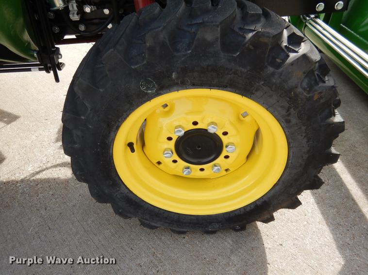 image for item DK9834 2017 John Deere 3025E MFWD tractor