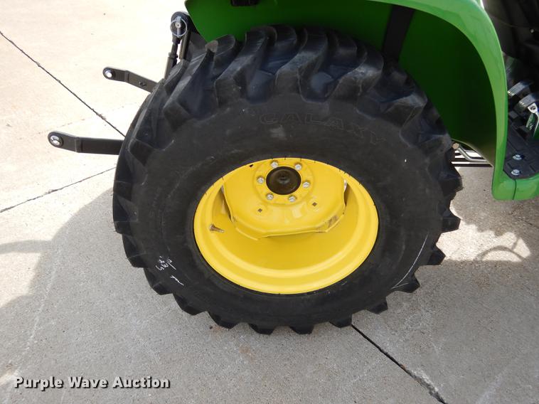 image for item DK9834 2017 John Deere 3025E MFWD tractor