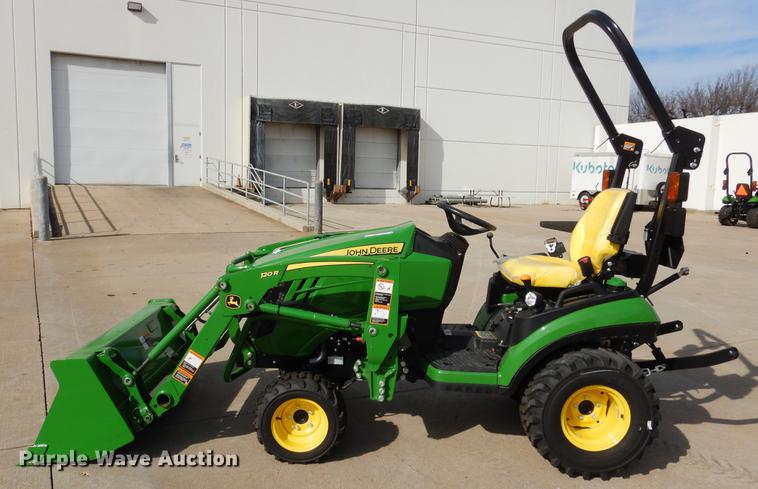 image for item DK9836 John Deere 1025R MFWD tractor