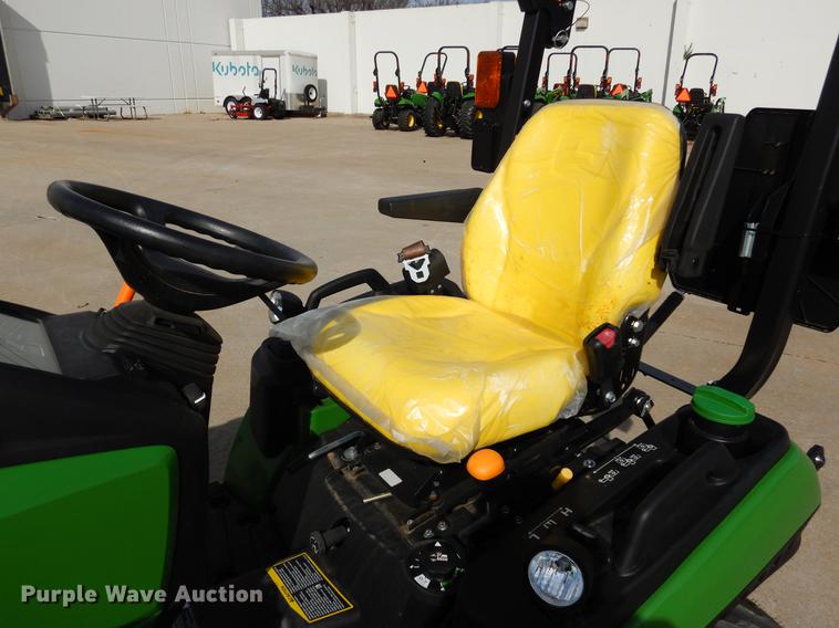 image for item DK9836 John Deere 1025R MFWD tractor