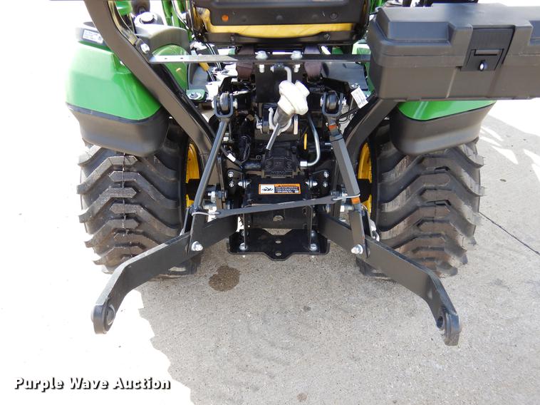 image for item DK9836 John Deere 1025R MFWD tractor