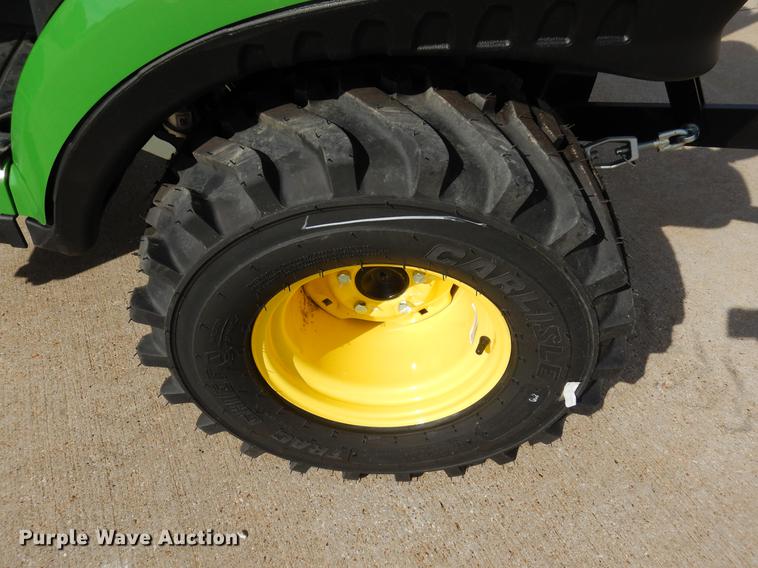 image for item DK9836 John Deere 1025R MFWD tractor