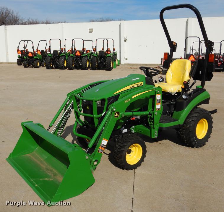 image for item DK9837 2017 John Deere 1025R MFWD tractor