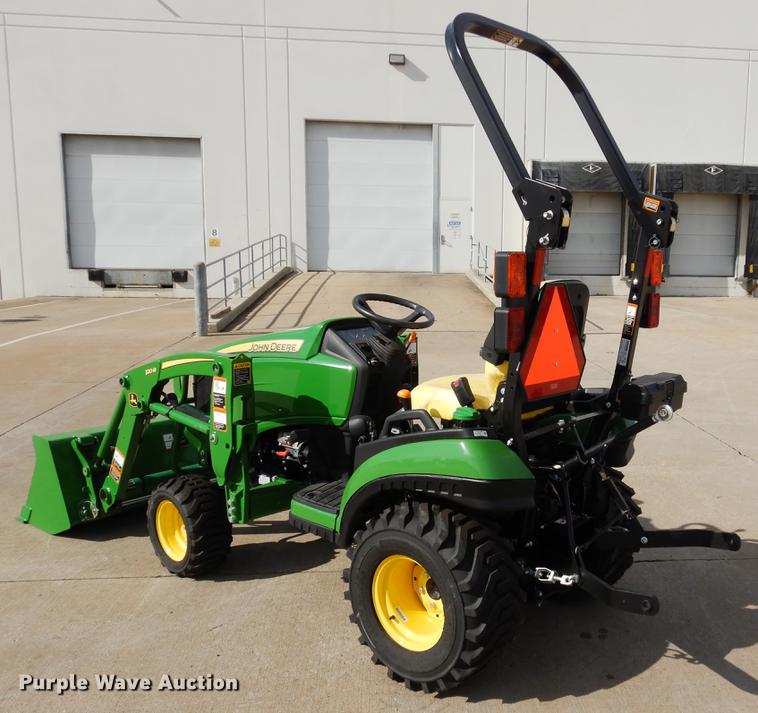 image for item DK9837 2017 John Deere 1025R MFWD tractor