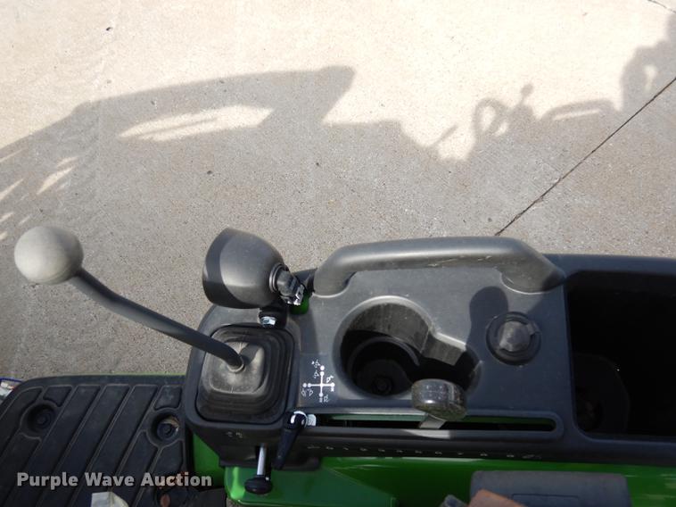 image for item DK9837 2017 John Deere 1025R MFWD tractor