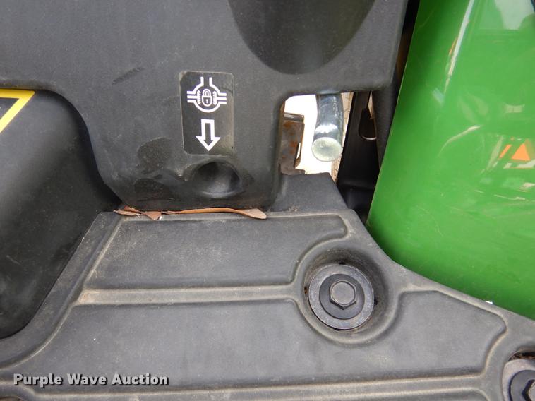 image for item DK9837 2017 John Deere 1025R MFWD tractor