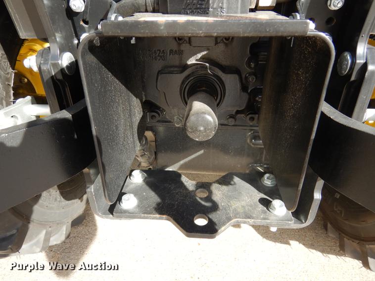 image for item DK9837 2017 John Deere 1025R MFWD tractor