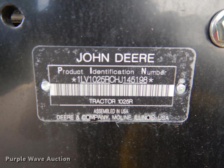 image for item DK9837 2017 John Deere 1025R MFWD tractor
