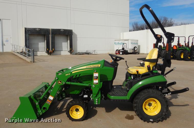 image for item DK9838 2017 John Deere 1025R MFWD tractor