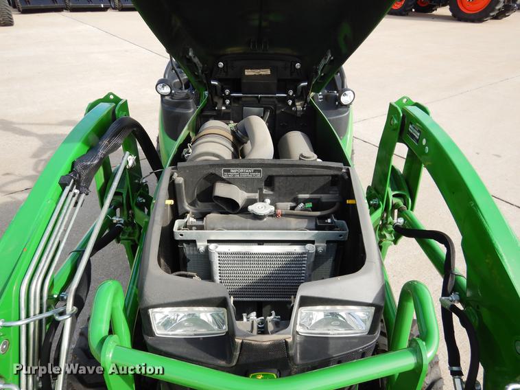 image for item DK9838 2017 John Deere 1025R MFWD tractor