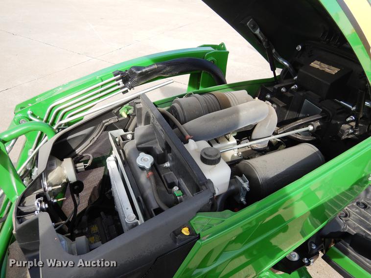 image for item DK9838 2017 John Deere 1025R MFWD tractor