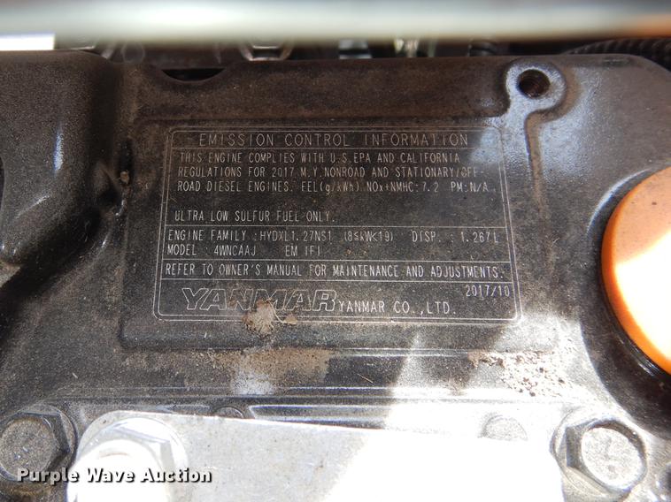 image for item DK9838 2017 John Deere 1025R MFWD tractor