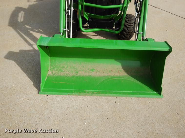 image for item DK9838 2017 John Deere 1025R MFWD tractor
