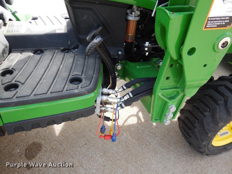 image for item DK9838 2017 John Deere 1025R MFWD tractor