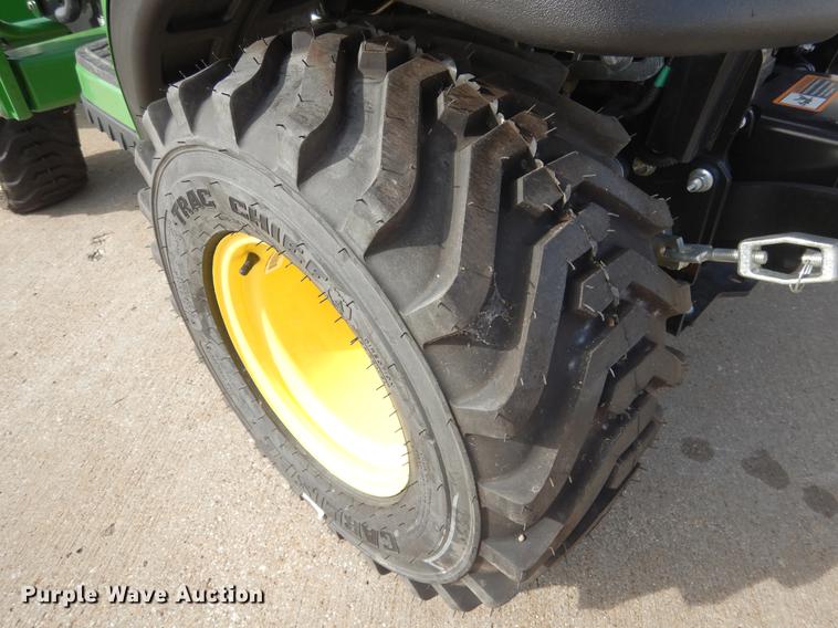 image for item DK9838 2017 John Deere 1025R MFWD tractor