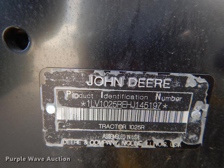image for item DK9838 2017 John Deere 1025R MFWD tractor