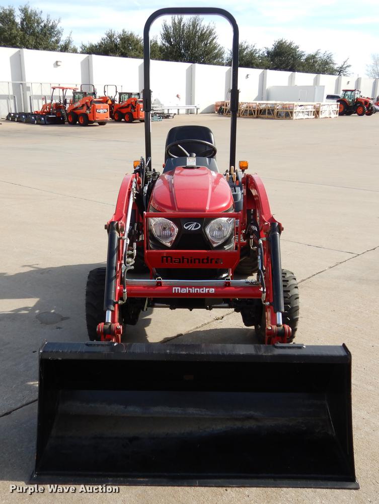 image for item DK9840 2017 Mahindra eMax 22S MFWD tractor