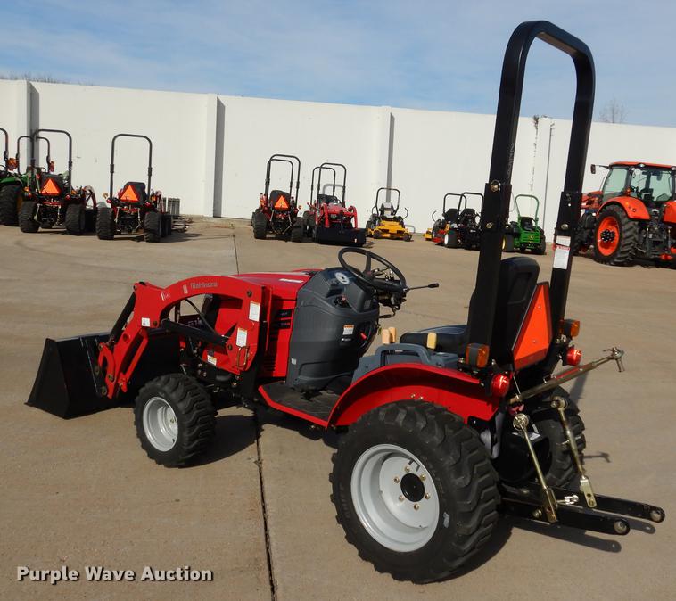 image for item DK9840 2017 Mahindra eMax 22S MFWD tractor