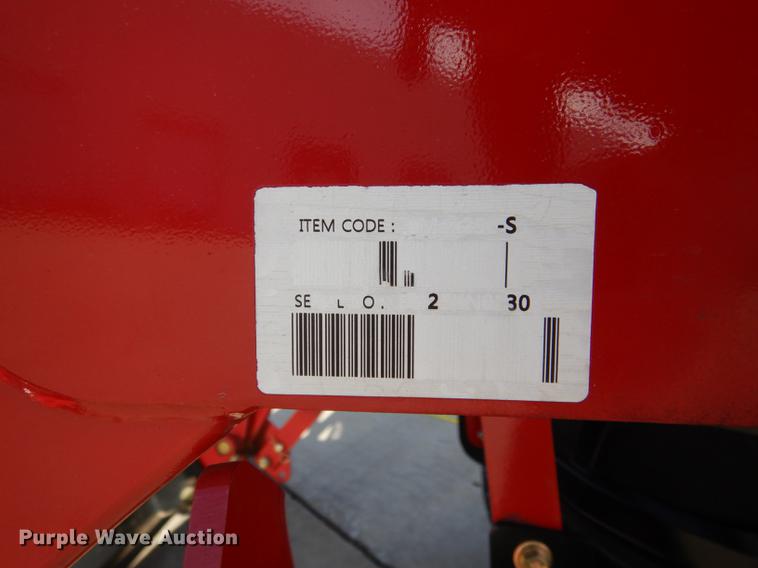 image for item DK9840 2017 Mahindra eMax 22S MFWD tractor