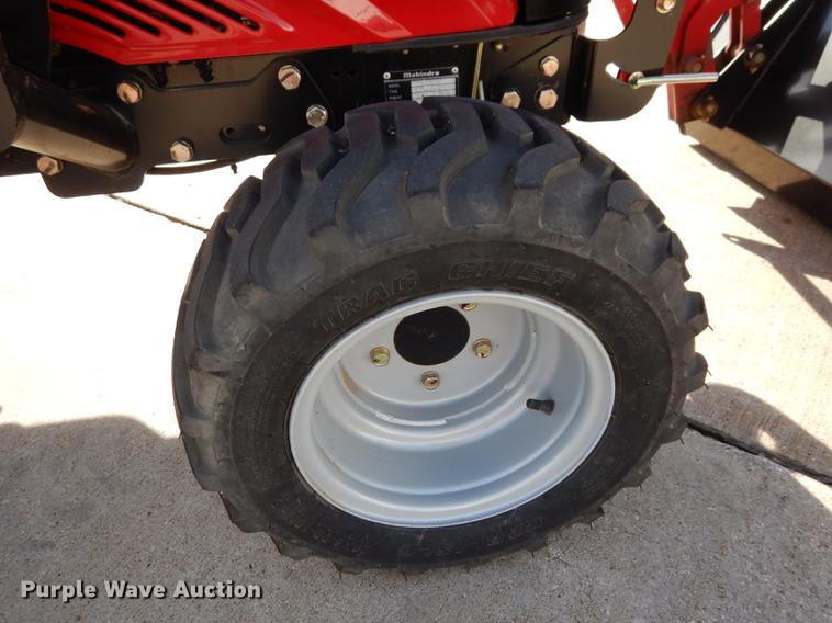 image for item DK9840 2017 Mahindra eMax 22S MFWD tractor