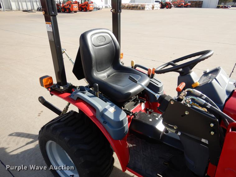 image for item DK9841 2017 Mahindra eMax 22S MFWD tractor