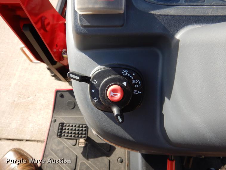 image for item DK9841 2017 Mahindra eMax 22S MFWD tractor