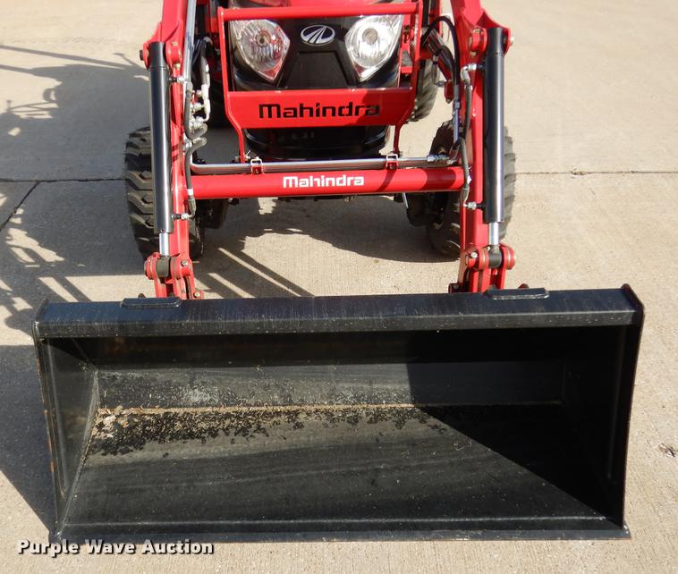 image for item DK9841 2017 Mahindra eMax 22S MFWD tractor