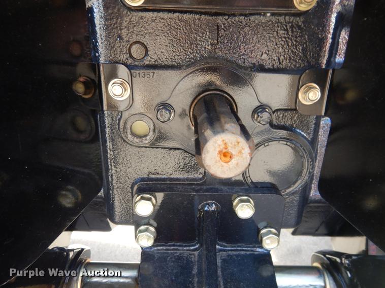 image for item DK9841 2017 Mahindra eMax 22S MFWD tractor