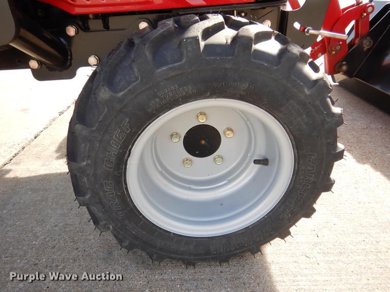 image for item DK9841 2017 Mahindra eMax 22S MFWD tractor