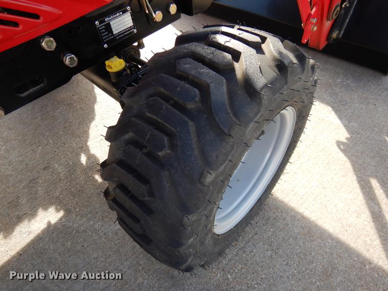 image for item DK9841 2017 Mahindra eMax 22S MFWD tractor