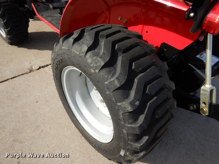 image for item DK9841 2017 Mahindra eMax 22S MFWD tractor