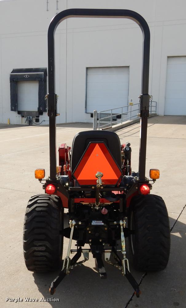 image for item DK9842 2017 Mahindra eMax 22S MFWD tractor