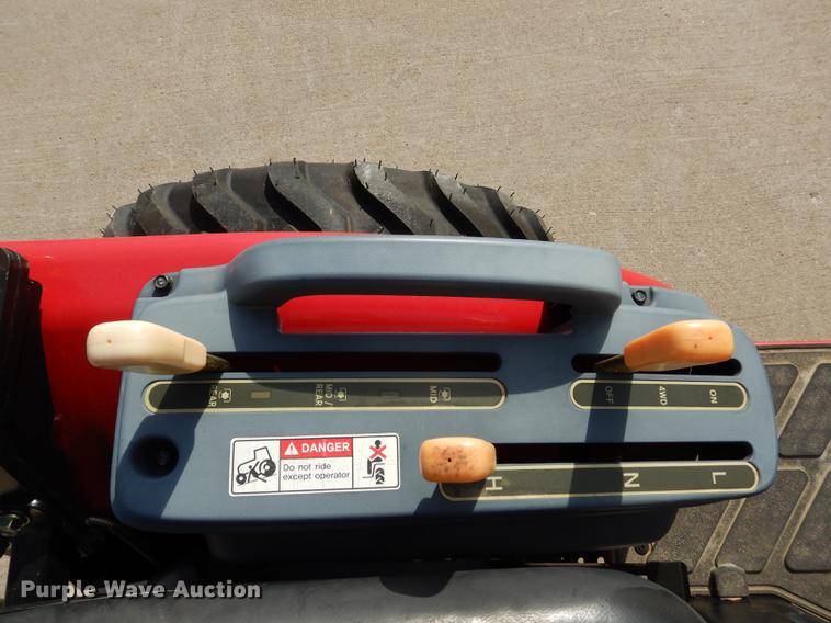 image for item DK9843 2016 Mahindra eMax 22S MFWD tractor