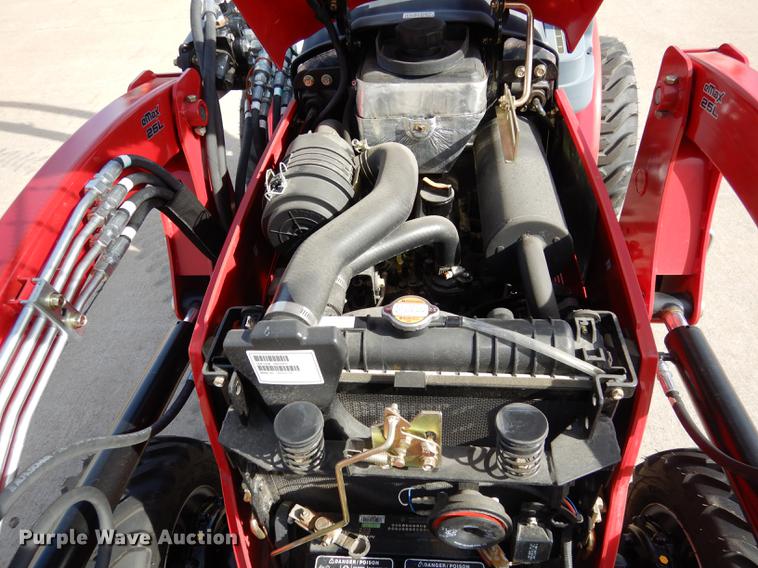 image for item DK9843 2016 Mahindra eMax 22S MFWD tractor