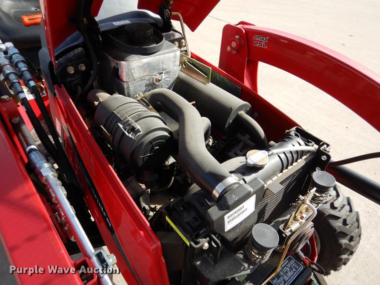 image for item DK9843 2016 Mahindra eMax 22S MFWD tractor