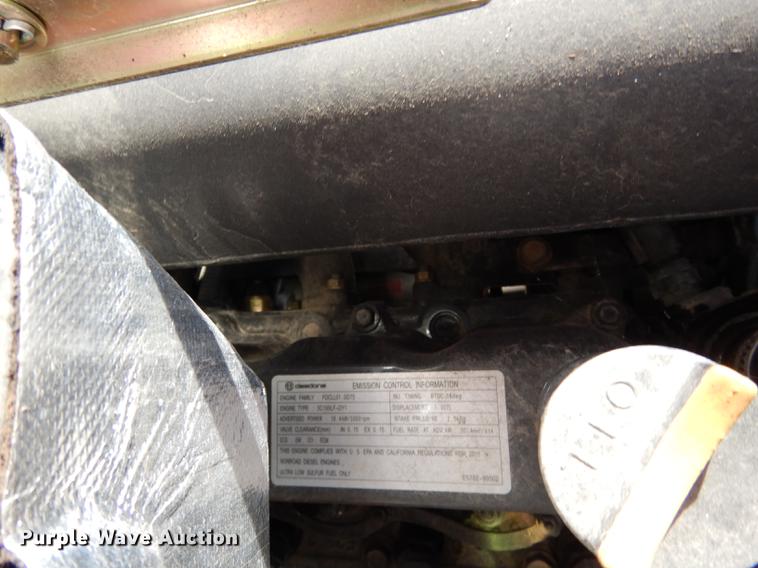 image for item DK9843 2016 Mahindra eMax 22S MFWD tractor