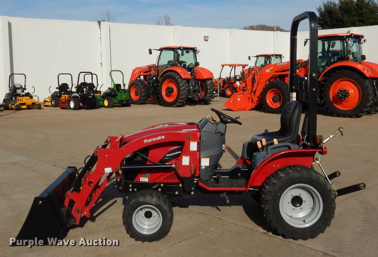 image for item DK9844 2017 Mahindra eMax 22S MFWD tractor